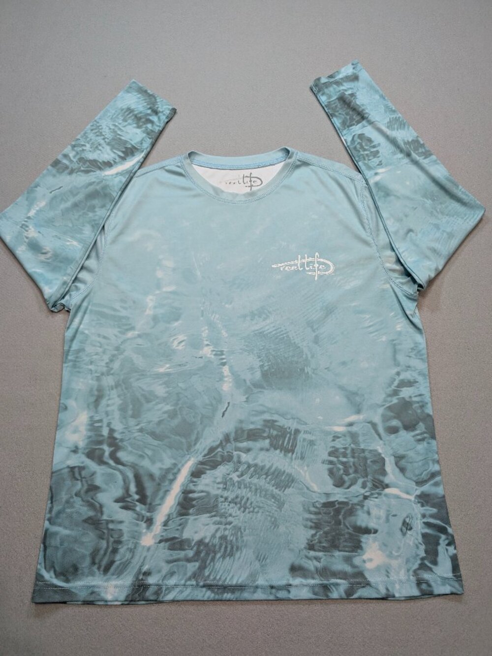 Reel Life Men's M Teal Water Print Long Sleeve Performance Fishing Shirt